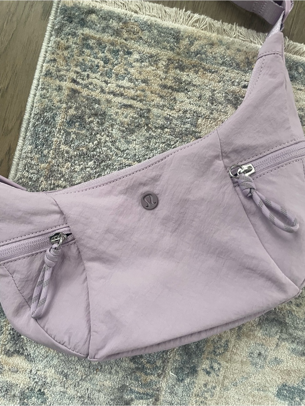 lululemon athletica Lavender Crescent Slouchy Sling Crossbody Bag - Picture 4 of 9